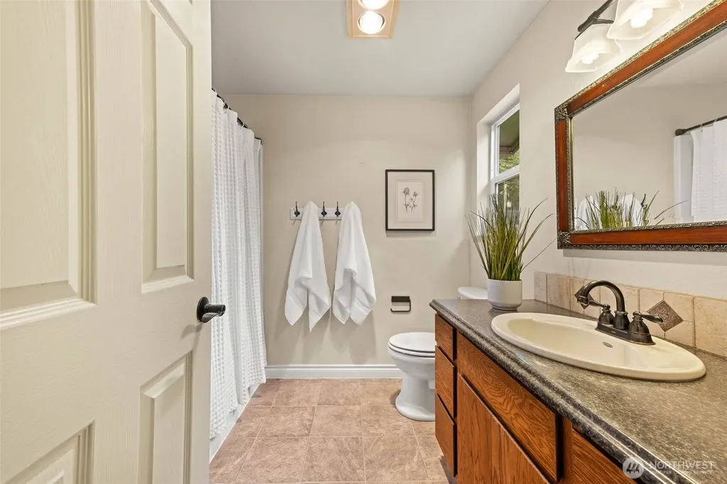 11008 Cowlitz Drive SE Olympia WA 98501