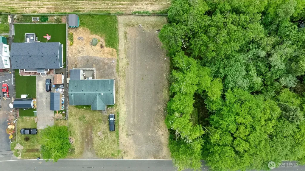 556 Duck Lake Drive NE Ocean Shores WA 98569
