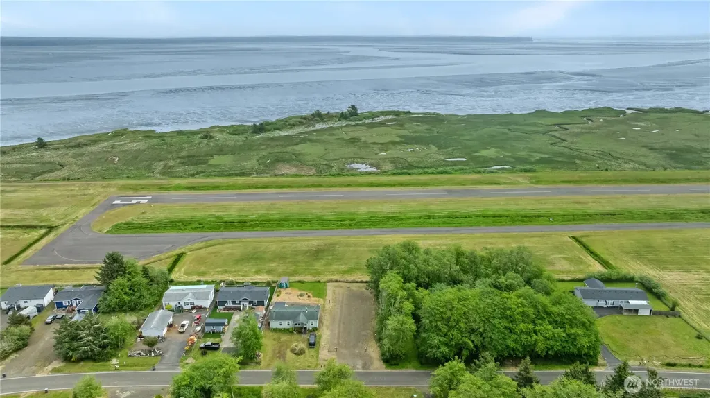 556 Duck Lake Drive NE Ocean Shores WA 98569