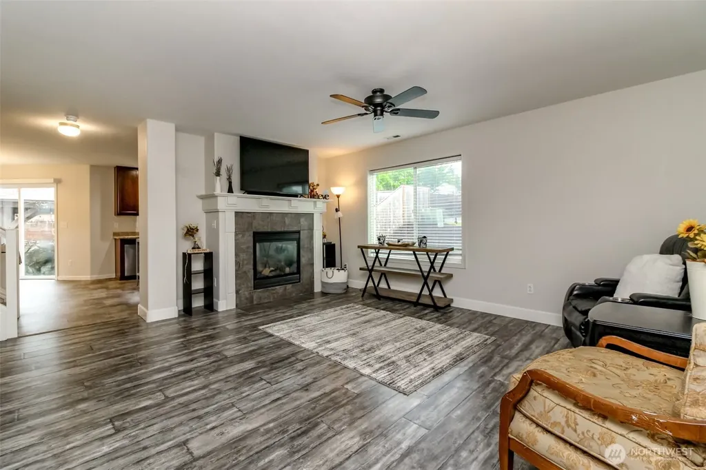 9907 195th Avenue E Bonney Lake WA 98391