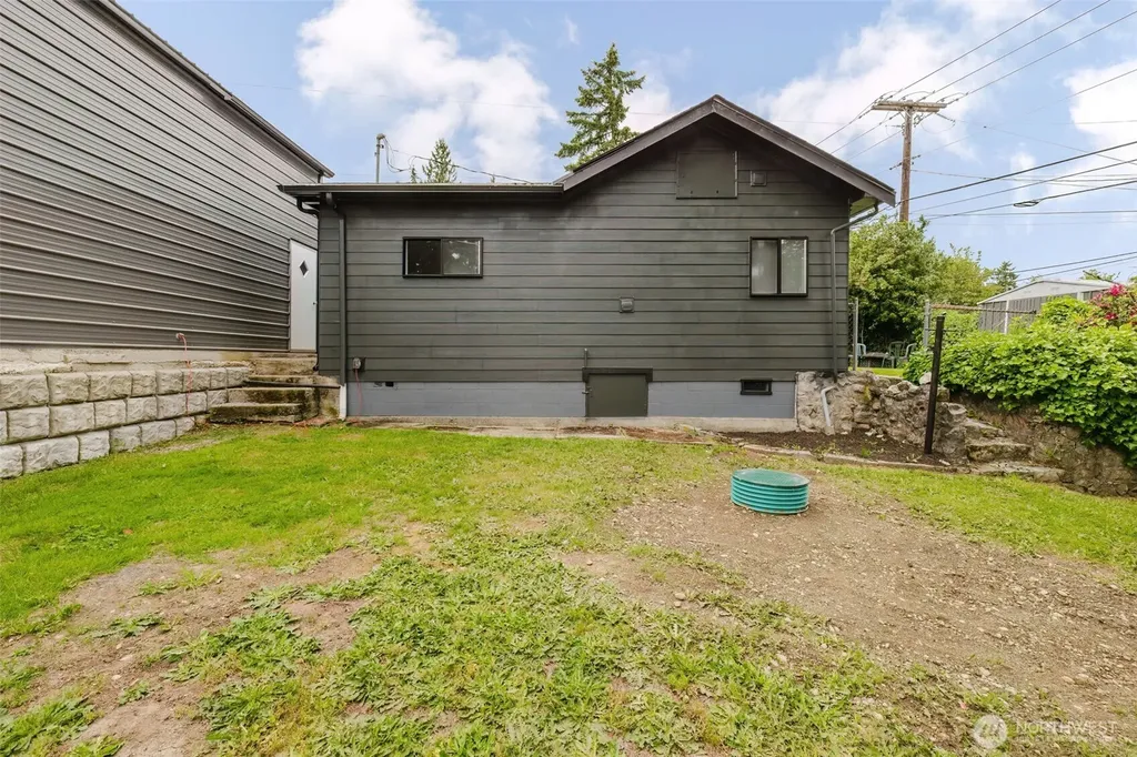 54 Sunnyhill Road W Bremerton WA 98312
