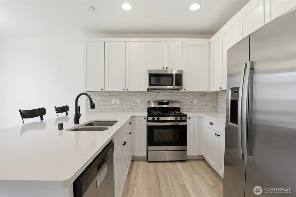 5449 50th Loop SE Lacey WA 98503