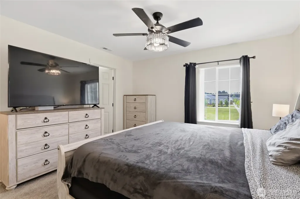 5449 50th Loop SE Lacey WA 98503