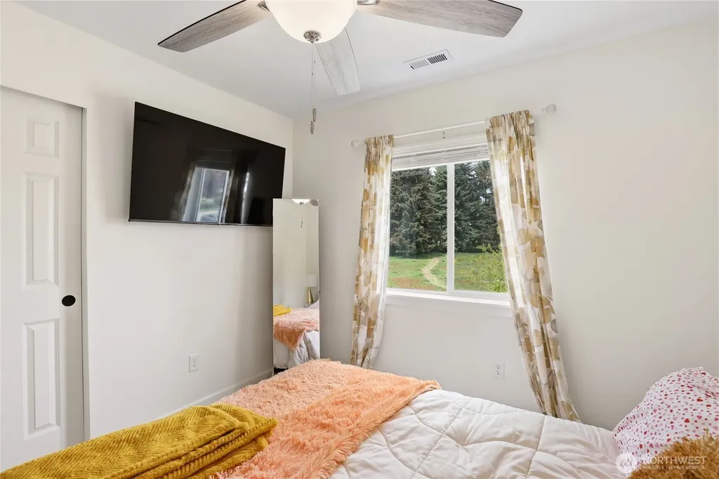 5449 50th Loop SE Lacey WA 98503