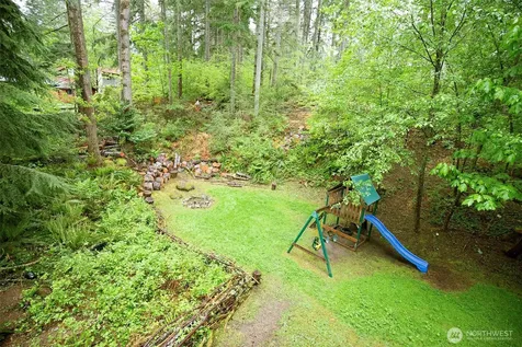 17550 429th Avenue SE North Bend WA 98045