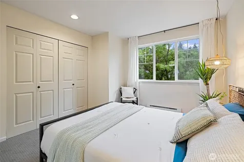 2300 Jefferson Avenue NE Renton WA 98056