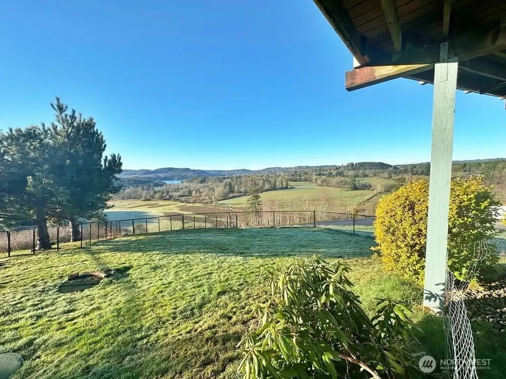 148 Pleasant Hill Drive Silver Creek WA 98585