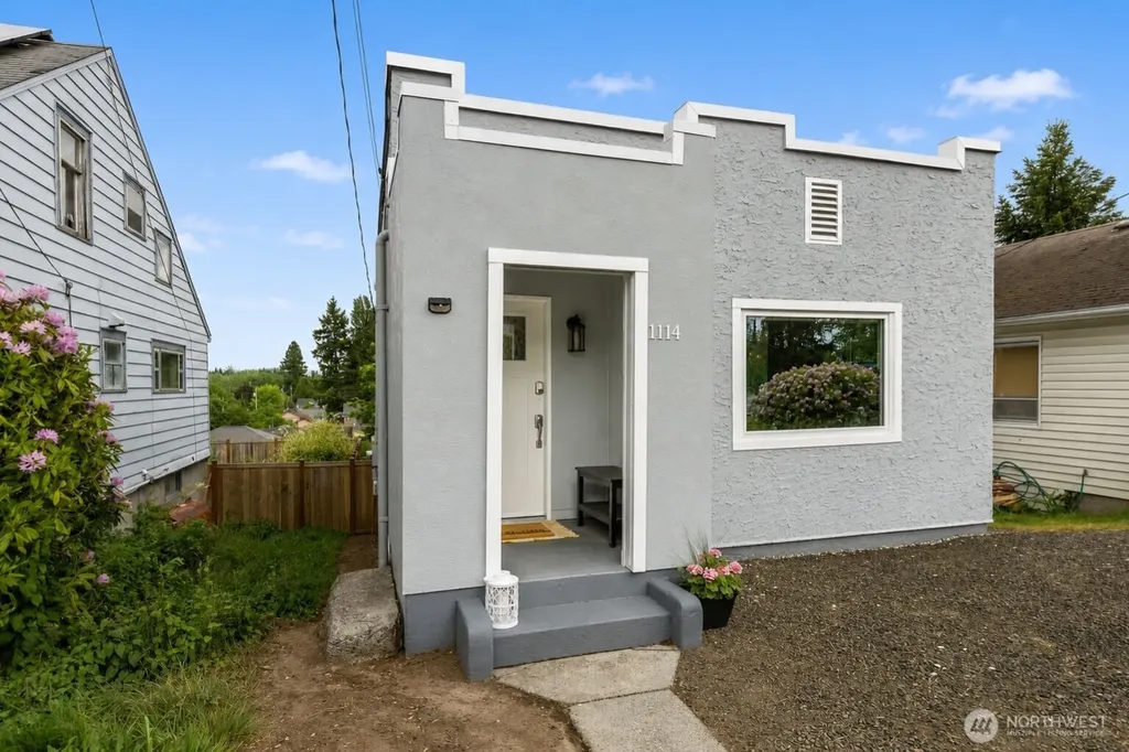 1114 Marguerite Avenue Bremerton WA 98337