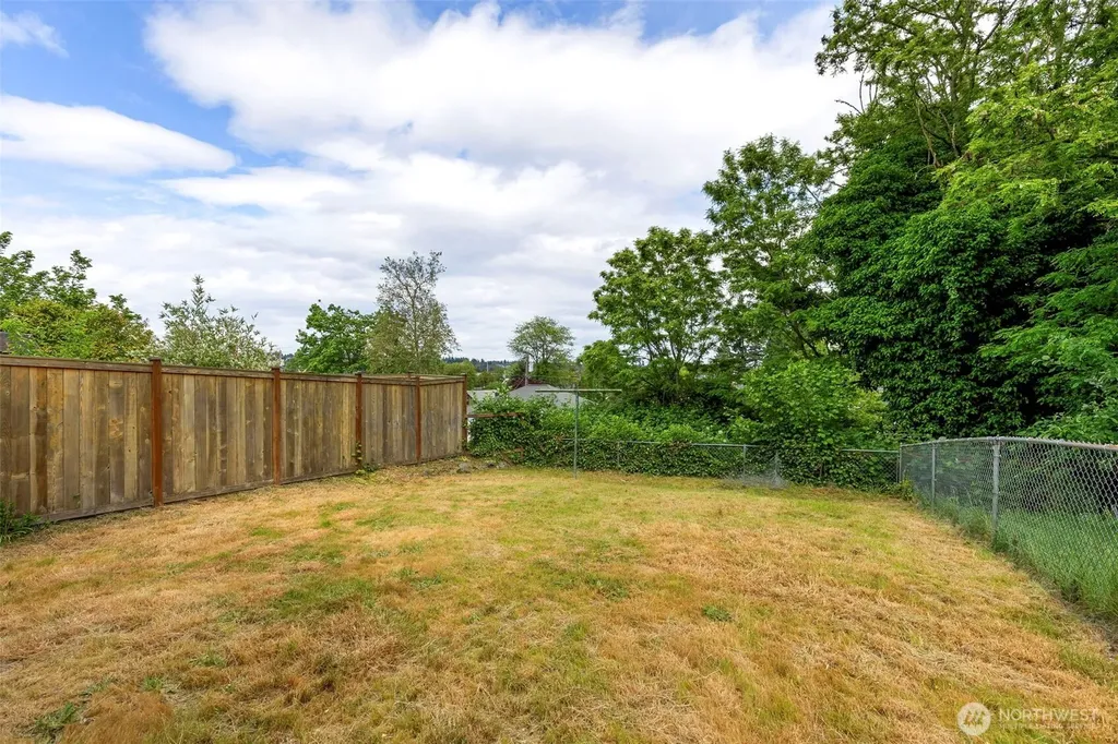 1114 Marguerite Avenue Bremerton WA 98337