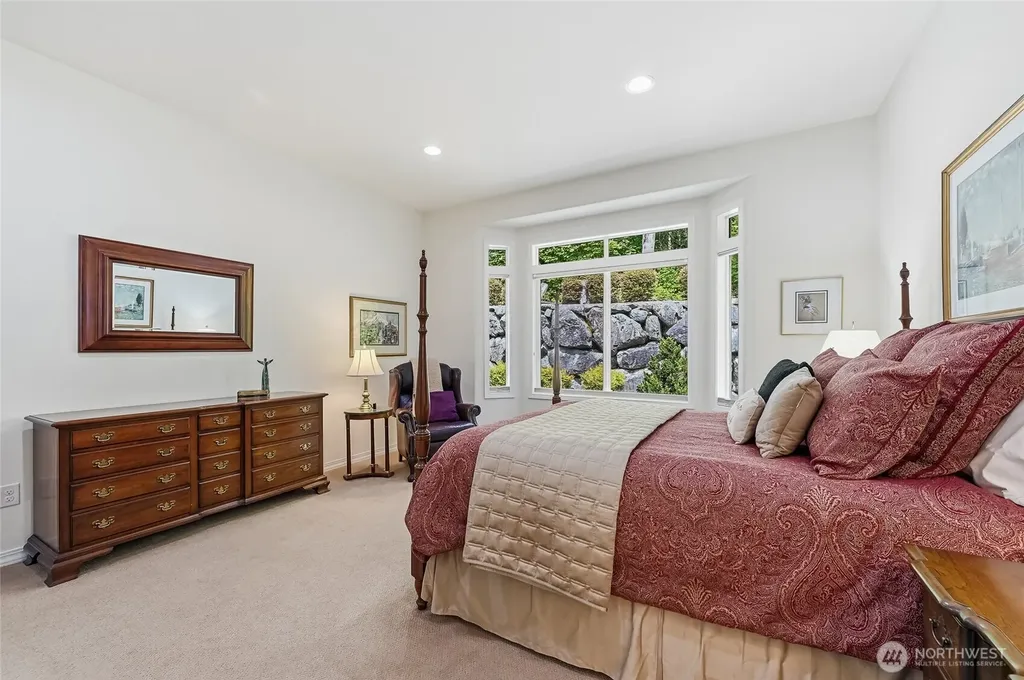 24242 NE 131st Terrace Redmond WA 98053