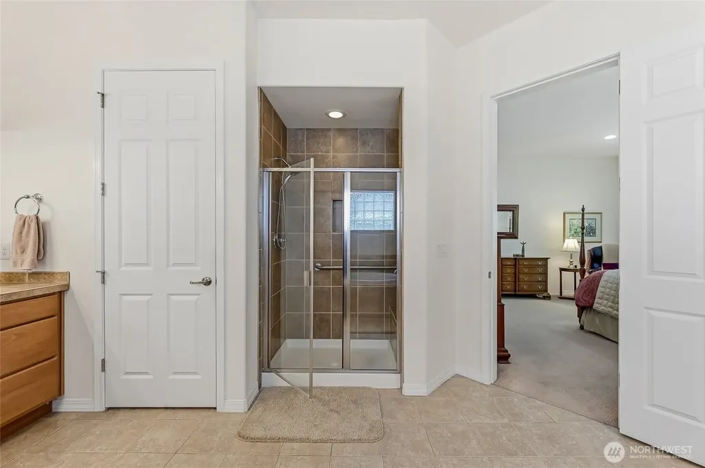 24242 NE 131st Terrace Redmond WA 98053