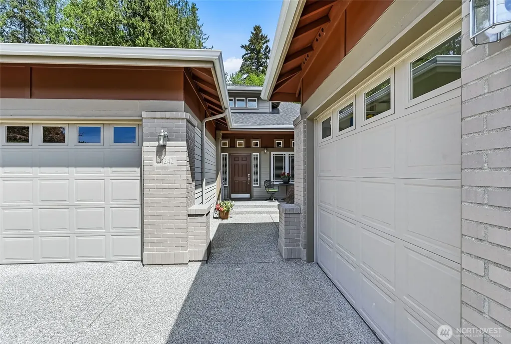 24242 NE 131st Terrace Redmond WA 98053