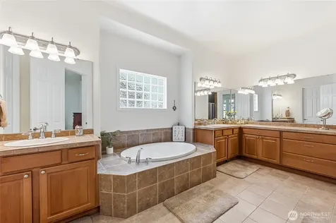 24242 NE 131st Terrace Redmond WA 98053