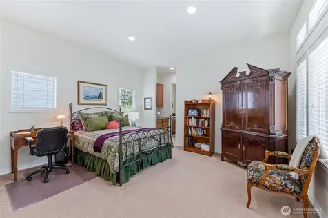 24242 NE 131st Terrace Redmond WA 98053