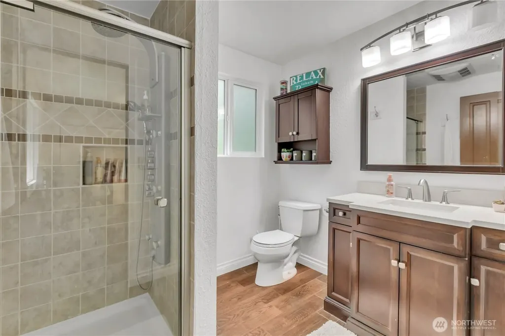 17536 201st Avenue NE Woodinville WA 98077