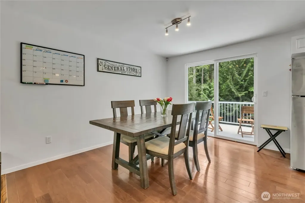 17536 201st Avenue NE Woodinville WA 98077