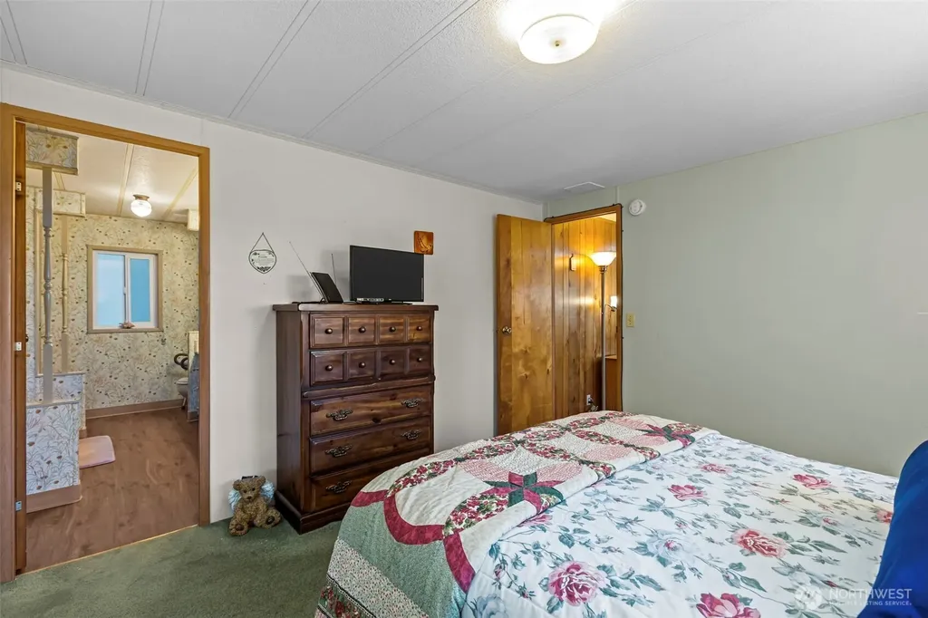11436 SE 208th Street Kent WA 98031