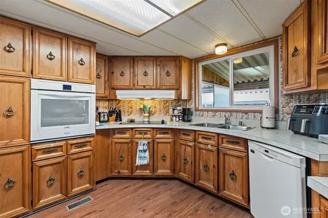 11436 SE 208th Street Kent WA 98031