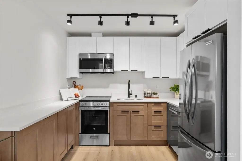 3420 15th Avenue W Seattle WA 98119