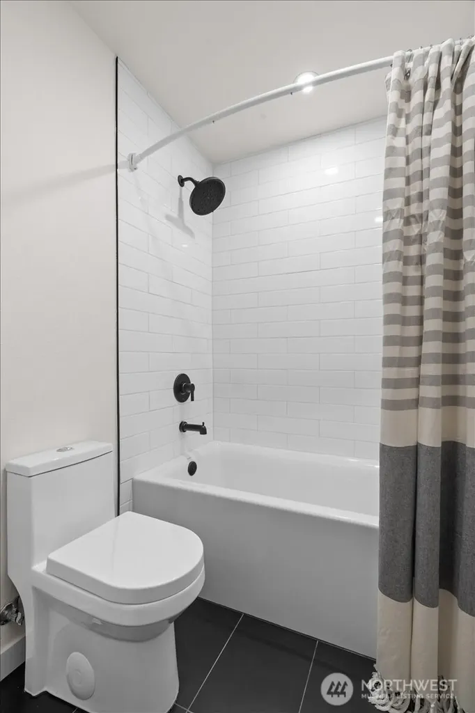3420 15th Avenue W Seattle WA 98119