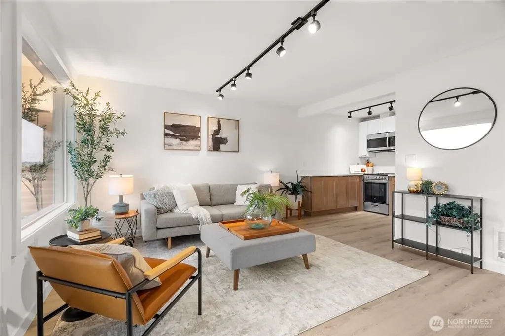 3420 15th Avenue W Seattle WA 98119