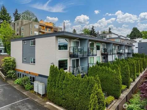 3420 15th Avenue W Seattle WA 98119