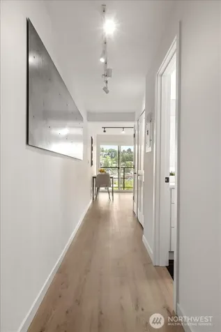 3420 15th Avenue W Seattle WA 98119