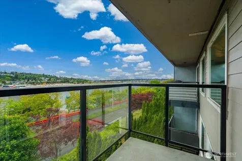 3420 15th Avenue W Seattle WA 98119