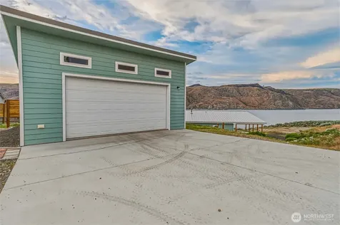 4205 E Plum Point Grand Coulee WA 99133