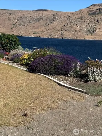 4205 E Plum Point Grand Coulee WA 99133