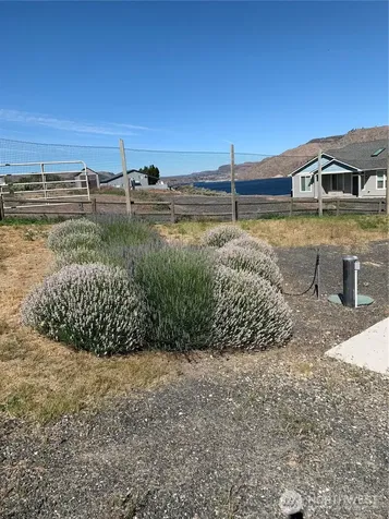 4205 E Plum Point Grand Coulee WA 99133
