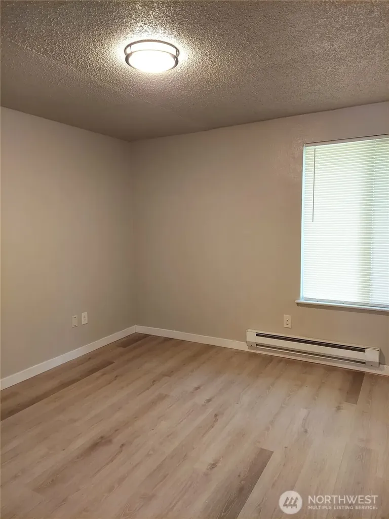5002 S 58th Street Tacoma WA 98409