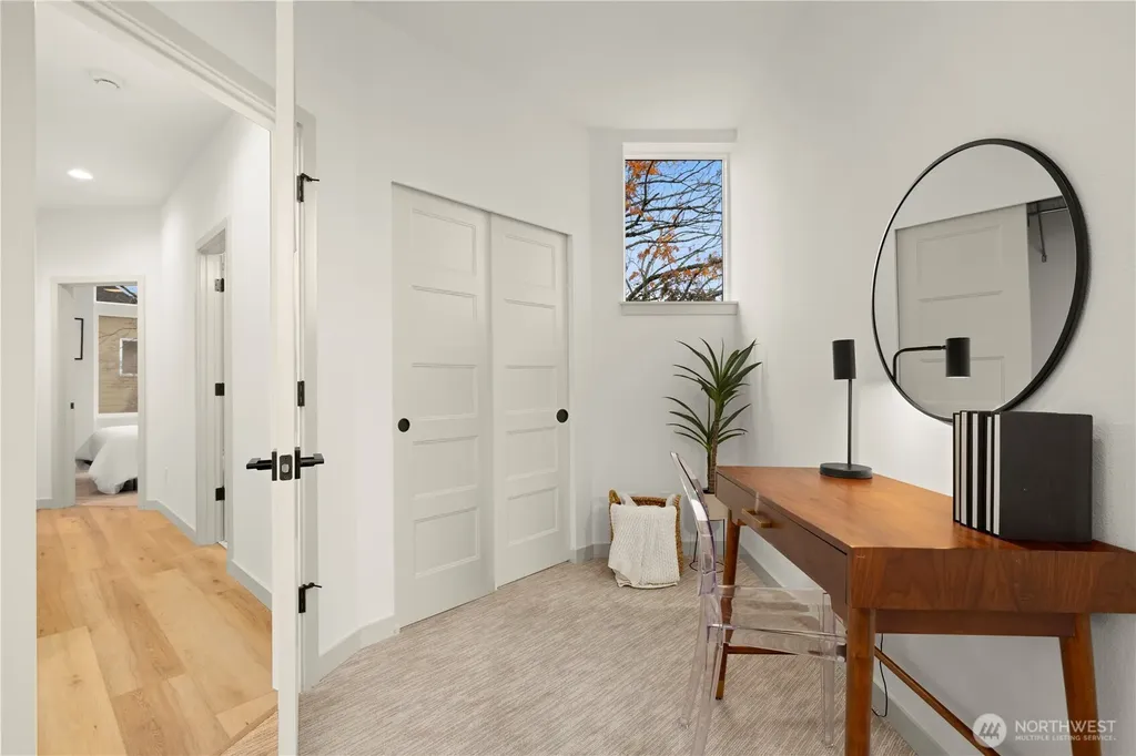 7005 9th Avenue NE Seattle WA 98115