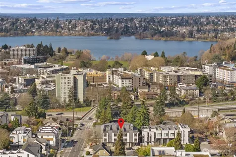 7005 9th Avenue NE Seattle WA 98115