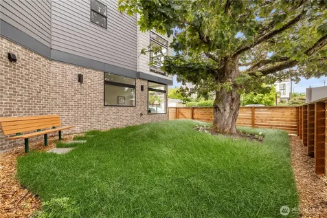 7005 9th Avenue NE Seattle WA 98115