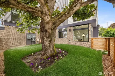 7005 9th Avenue NE Seattle WA 98115