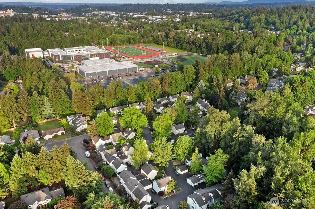 10273 NE 129th Lane Kirkland WA 98034