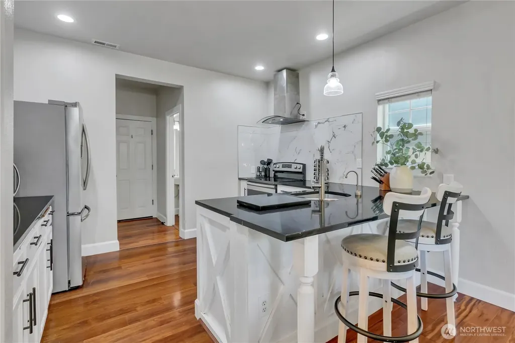 4933 Diana Court SE Auburn WA 98092