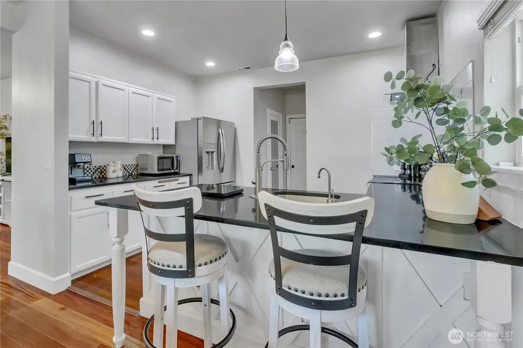 4933 Diana Court SE Auburn WA 98092