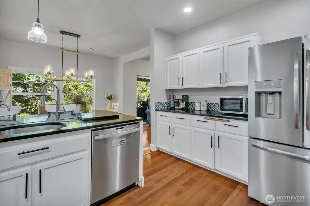 4933 Diana Court SE Auburn WA 98092