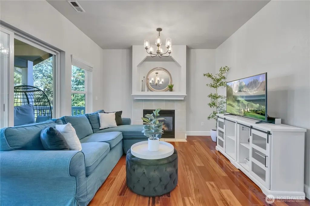 4933 Diana Court SE Auburn WA 98092