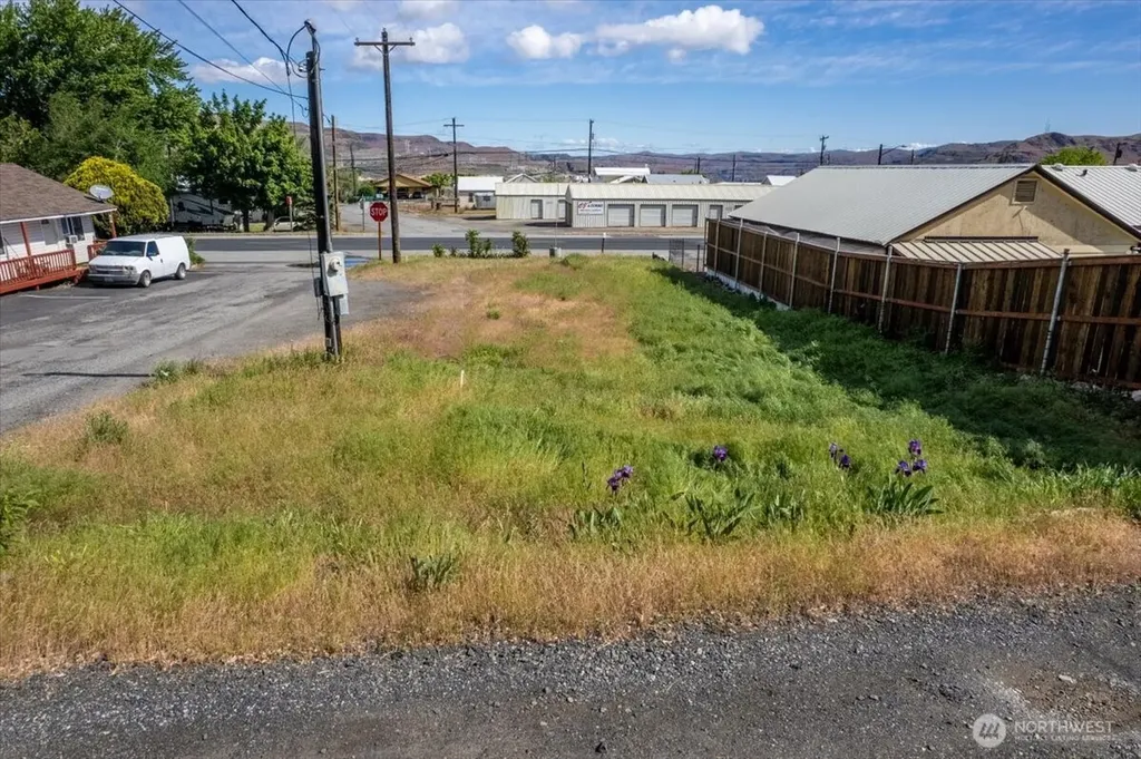 300 E Grand Coulee Avenue Grand Coulee WA 99133