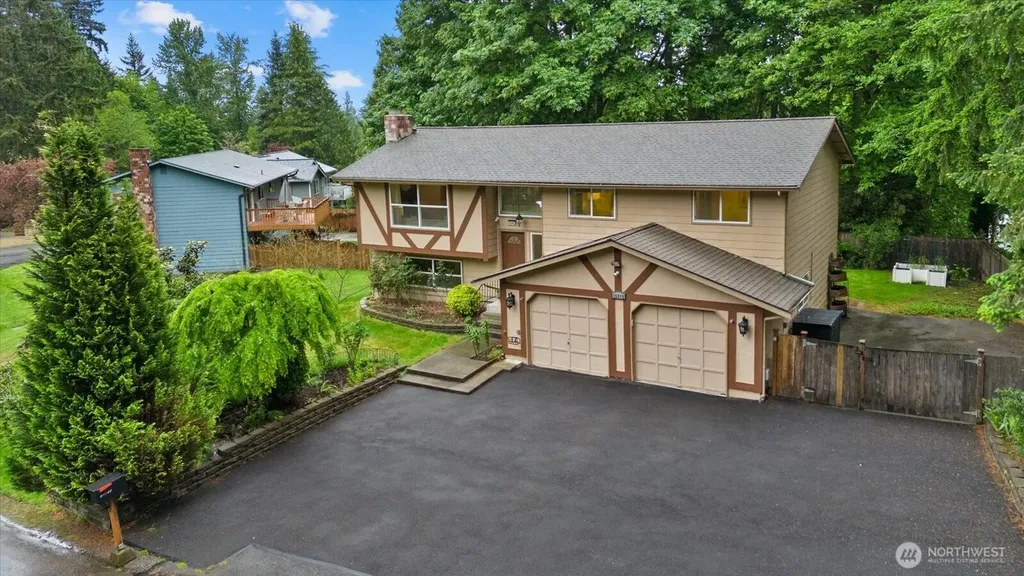 15912 174th Avenue NE Woodinville WA 98072