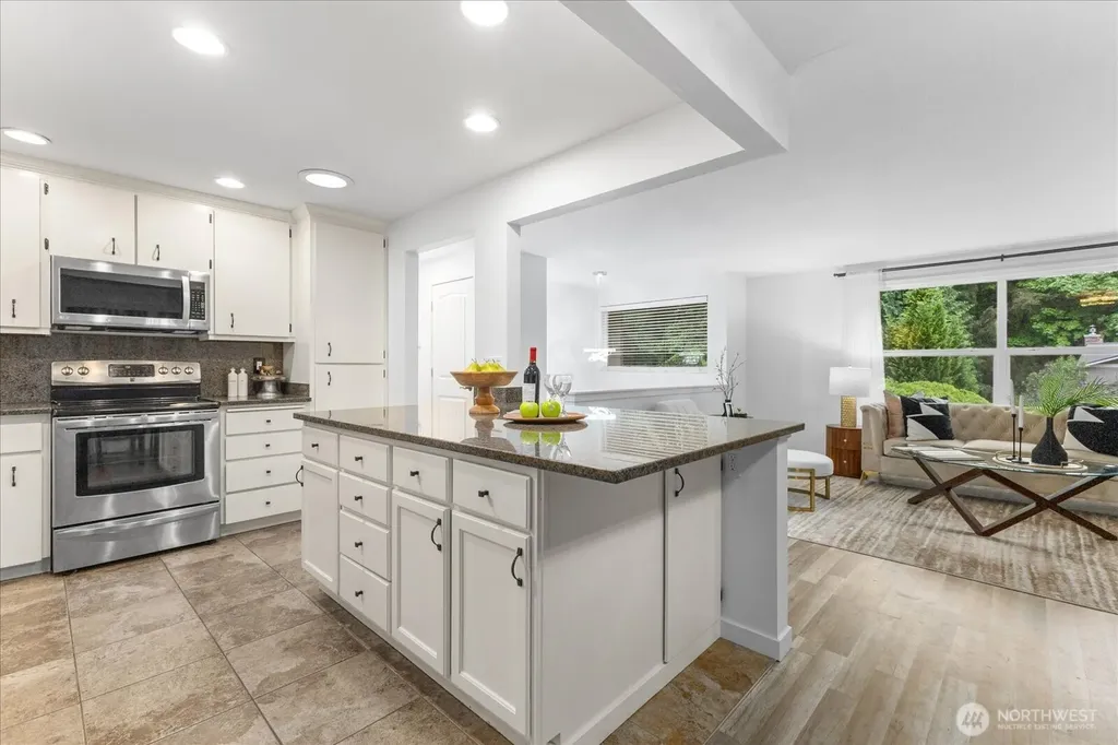15912 174th Avenue NE Woodinville WA 98072