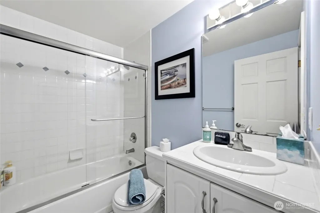 2107 N 63rd Street Seattle WA 98103