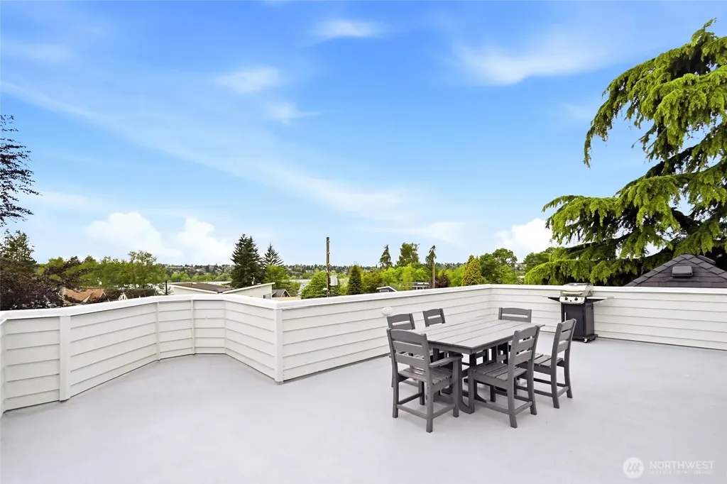 2107 N 63rd Street Seattle WA 98103