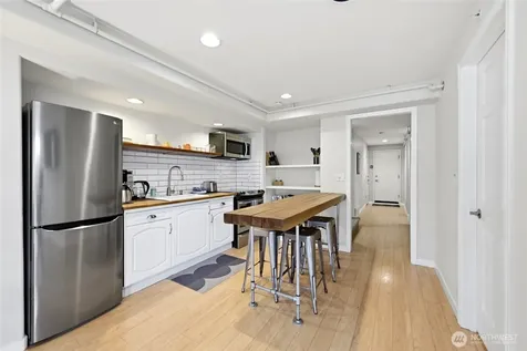 2107 N 63rd Street Seattle WA 98103