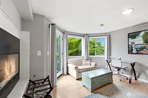2107 N 63rd Street Seattle WA 98103