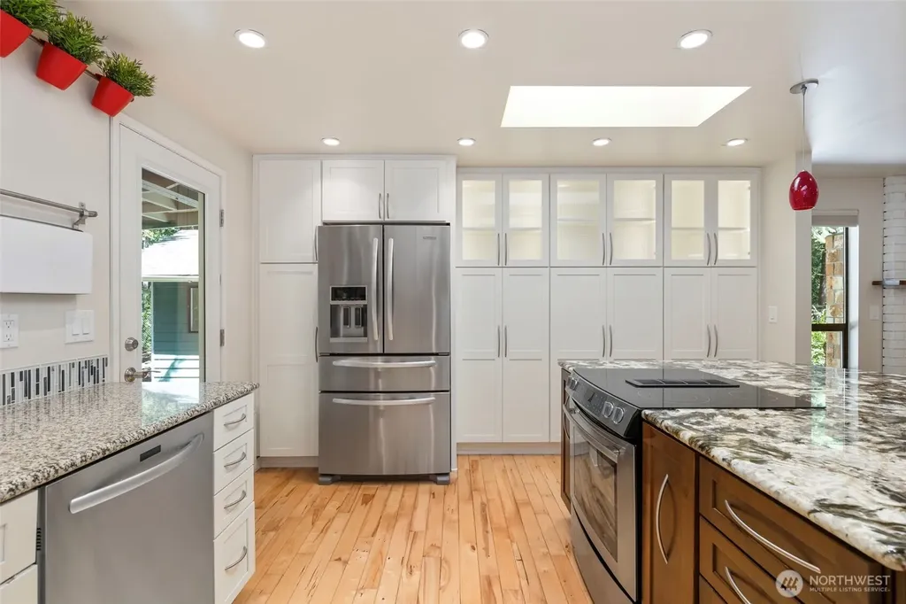 1740 NW Marmot Circle Silverdale WA 98383