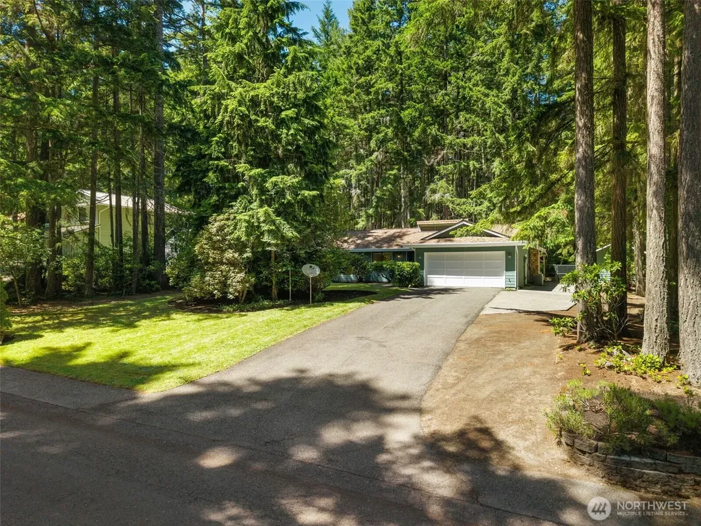 1740 NW Marmot Circle Silverdale WA 98383